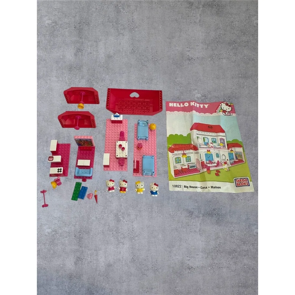 Mega Bloks Hello Kitty Big House Set 10822 Kids Pink Good Incomplete 4 Figures